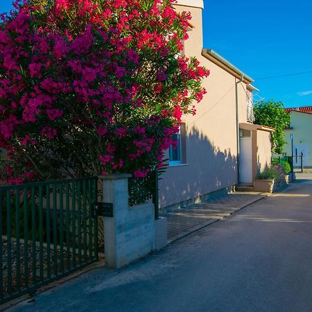 Apartments Anita Frane Vodice Bagian luar foto