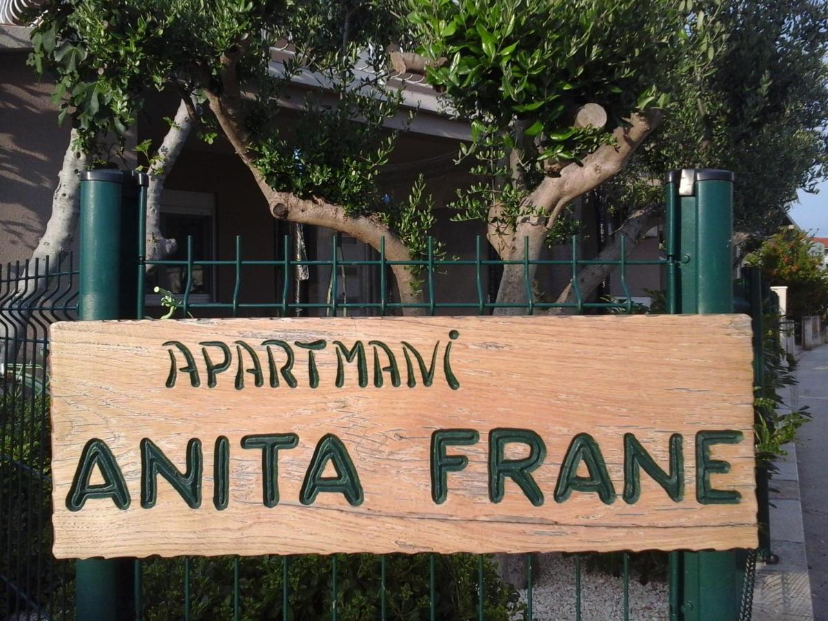 Apartments Anita Frane Vodice Bagian luar foto