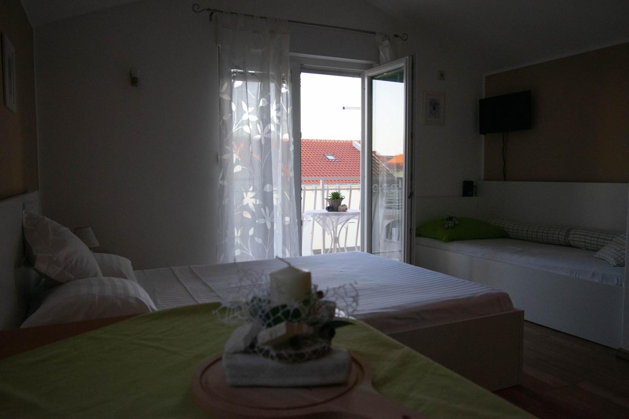 Apartments Anita Frane Vodice Bagian luar foto