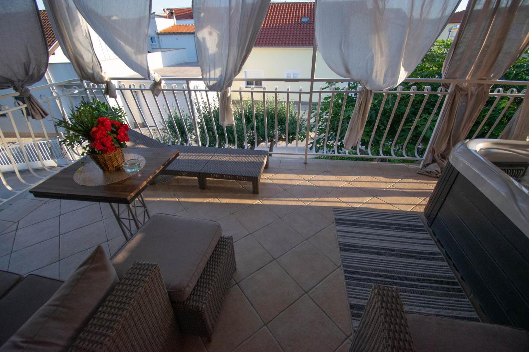 Apartments Anita Frane Vodice Bagian luar foto
